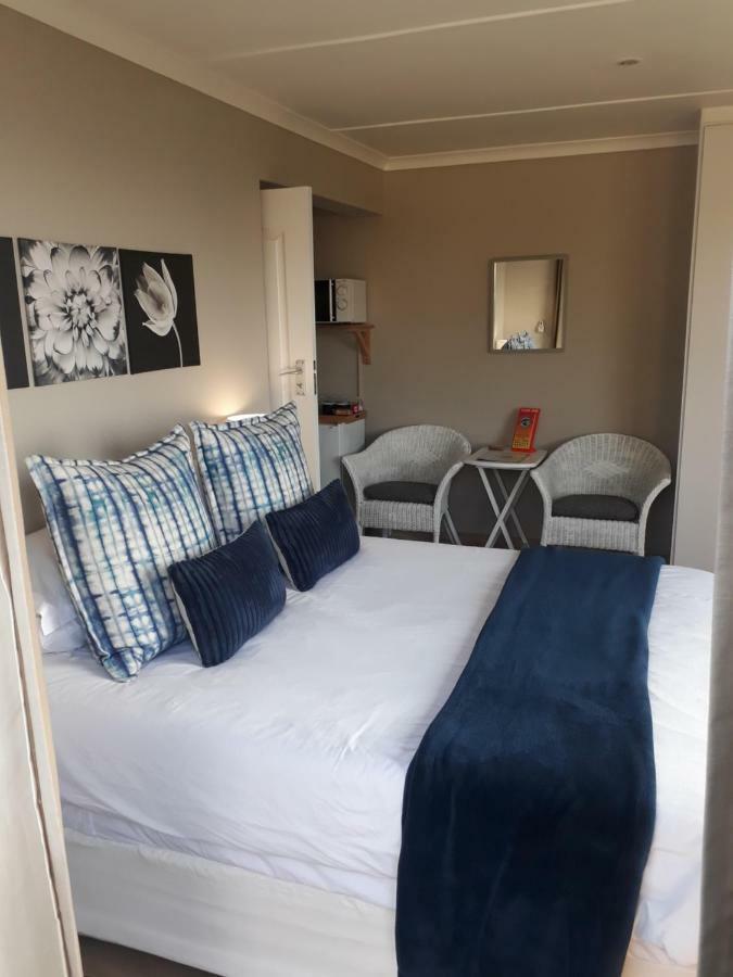 Westbrook Place Extérieur photo